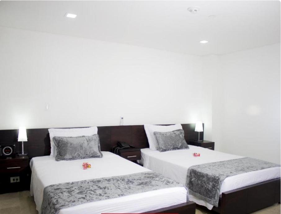 Hotel Lleras Express Медельїн Екстер'єр фото