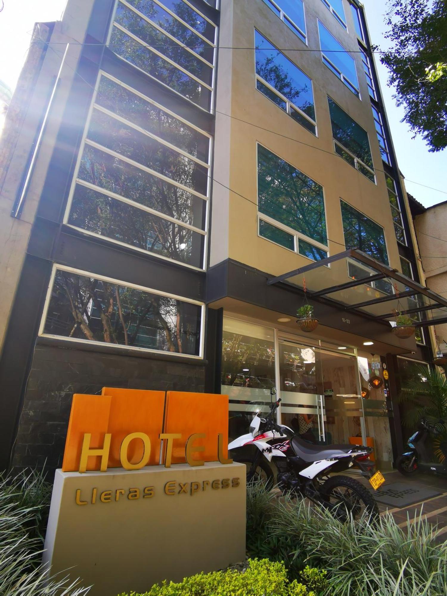 Hotel Lleras Express Медельїн Екстер'єр фото