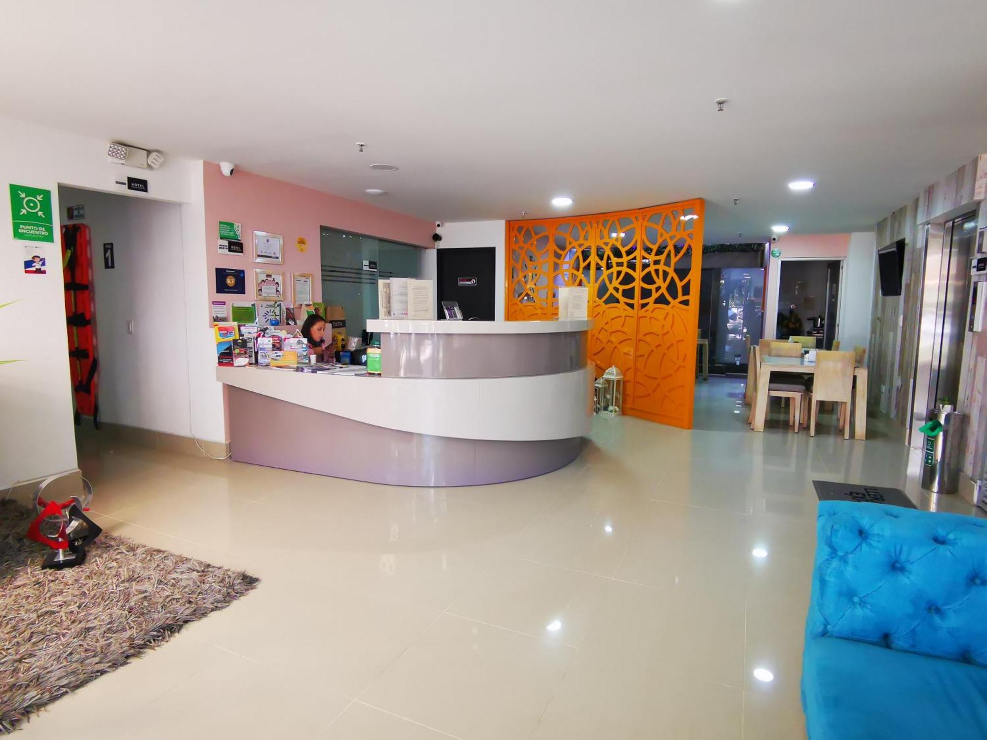 Hotel Lleras Express Медельїн Екстер'єр фото