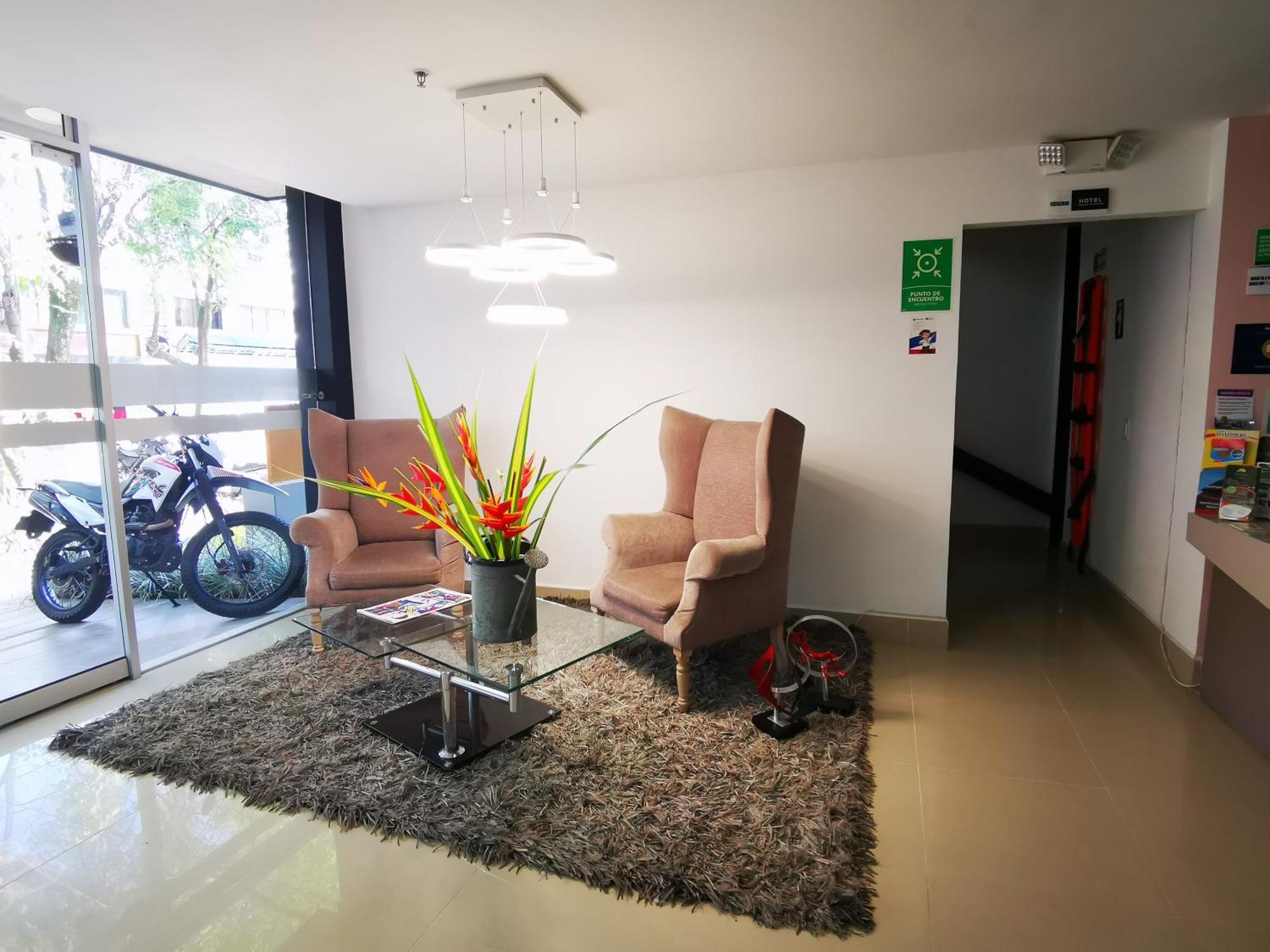 Hotel Lleras Express Медельїн Екстер'єр фото