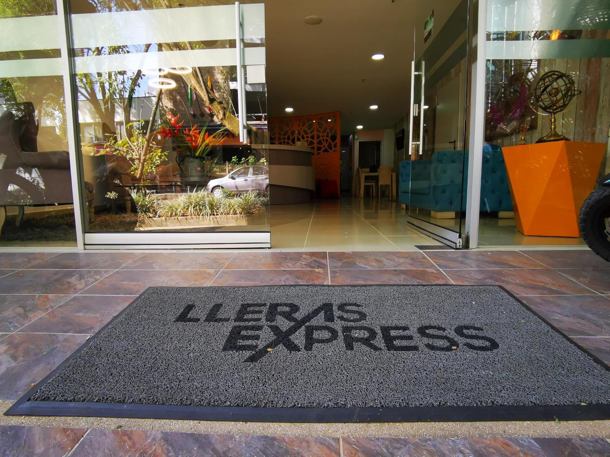 Hotel Lleras Express Медельїн Екстер'єр фото